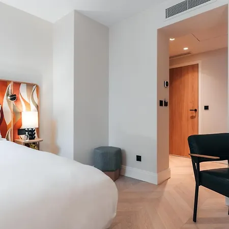 Hotel Padam París