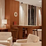 Padam Otel