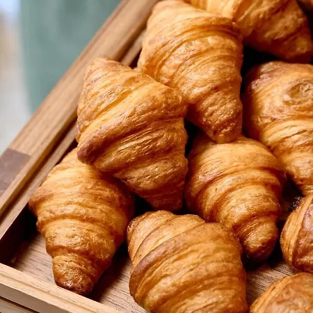 Отель Padam Париж