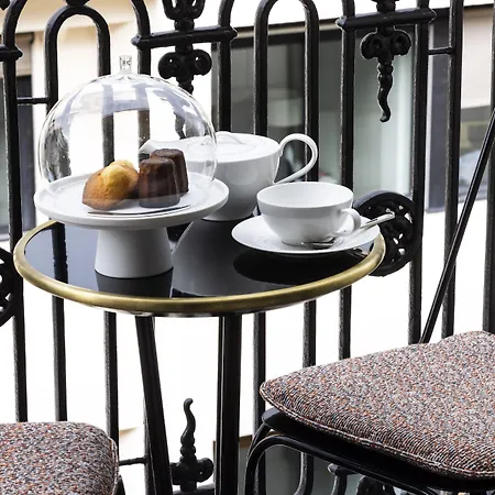 Padam Отель Париж