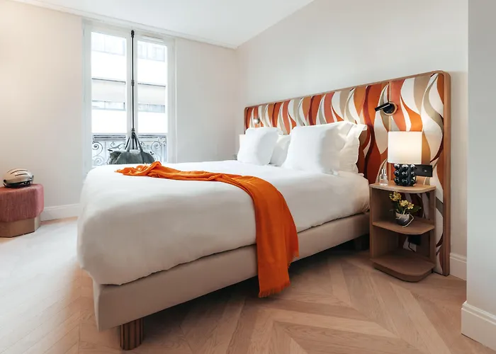 Padam Hotell
